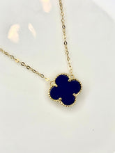 Load image into Gallery viewer, Little Clover Necklace