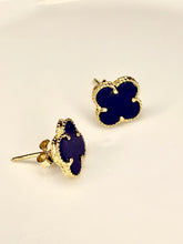 Load image into Gallery viewer, Little Clover Earrings
